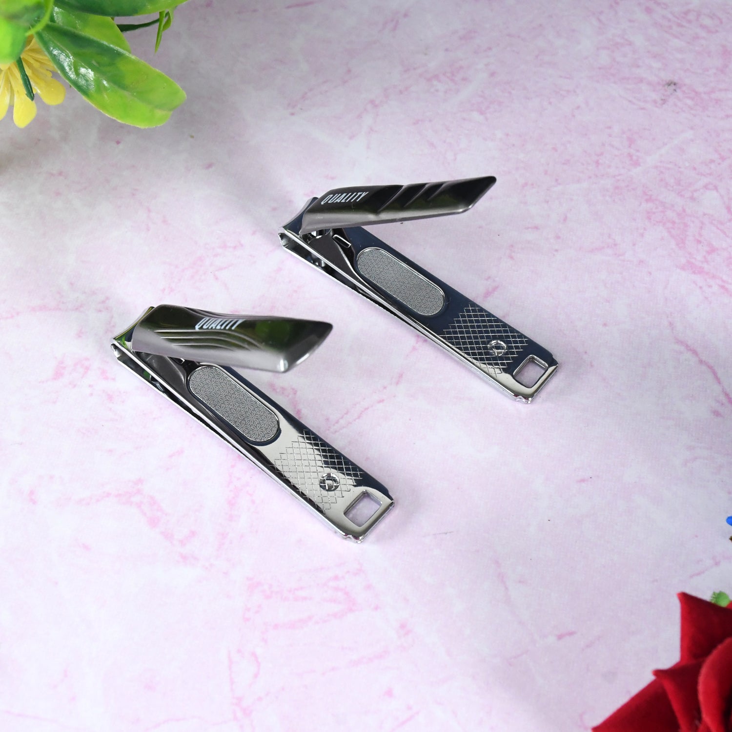 Stainless steel folding large nail clippers with nail file and sharp blades