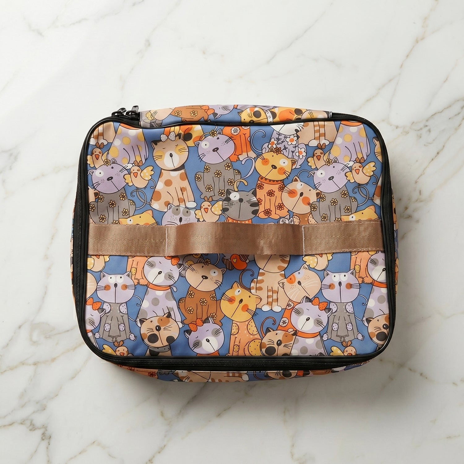 Storage pouch suitable for clothes, toiletries, and gadgets