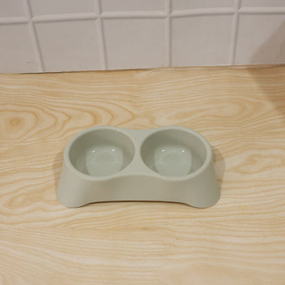 Pet feeding tray for daily use with easy cleanup