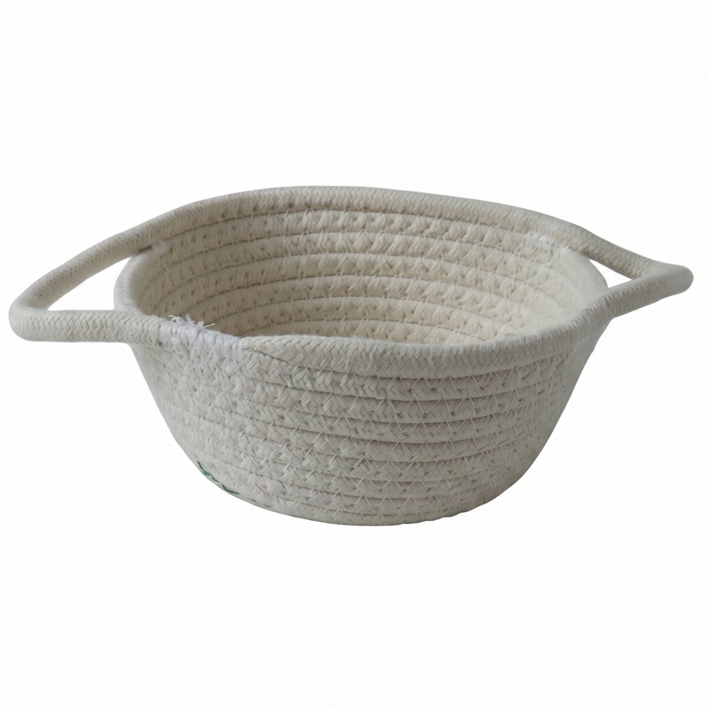 White background display of woven basket size guide