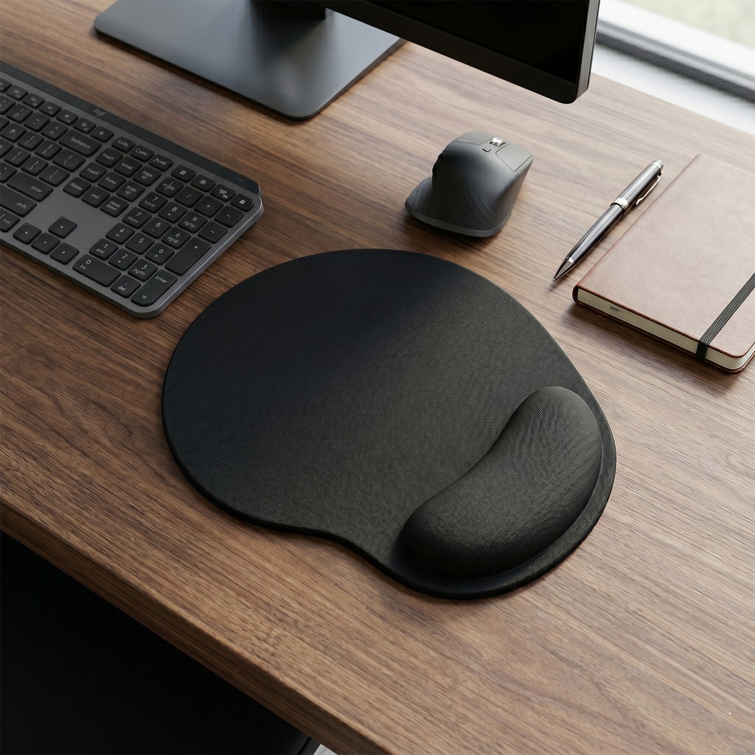 Ergonomic gaming mouse pad with gel wrist rest for comfort