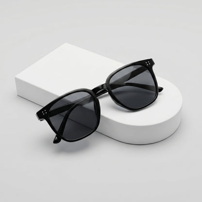 Unisex UV protection sunglasses for men and women