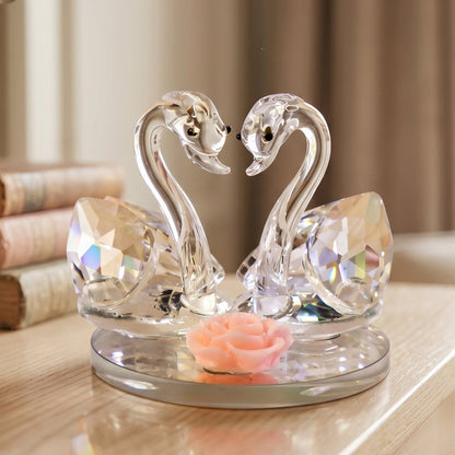 Swan showpiece suitable for gift wrapping and gifting