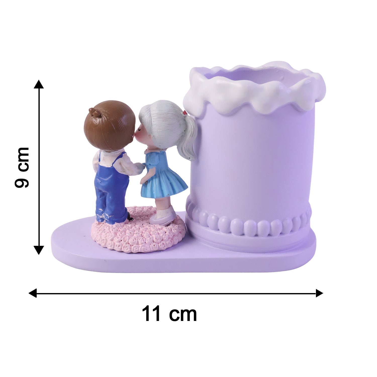 Product dimensions of the sweet couple pen holder