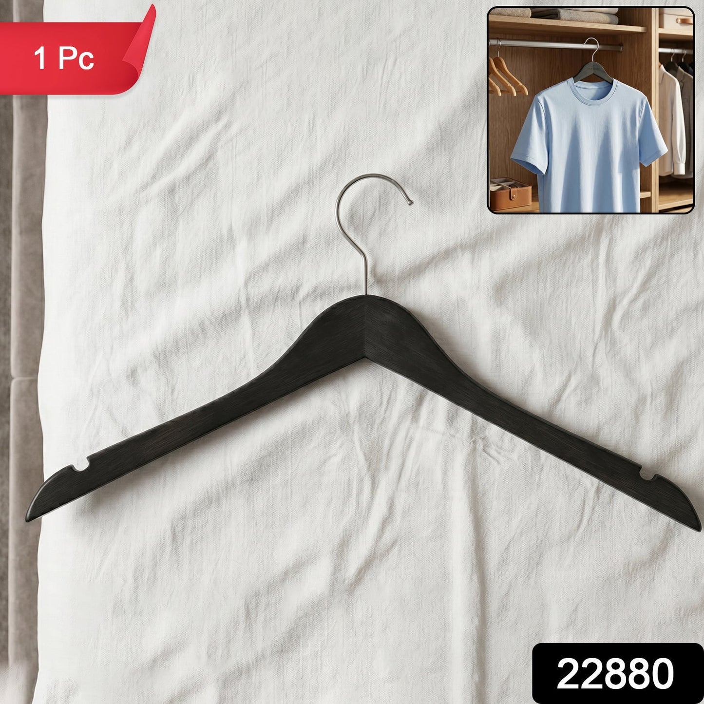 Pack of cloth hangers for wardrobe organisation