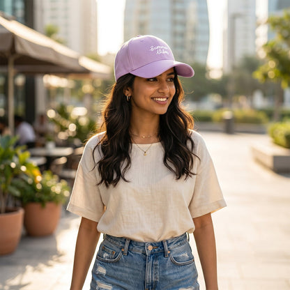 Casual summer cap with curved brim for outdoor wear