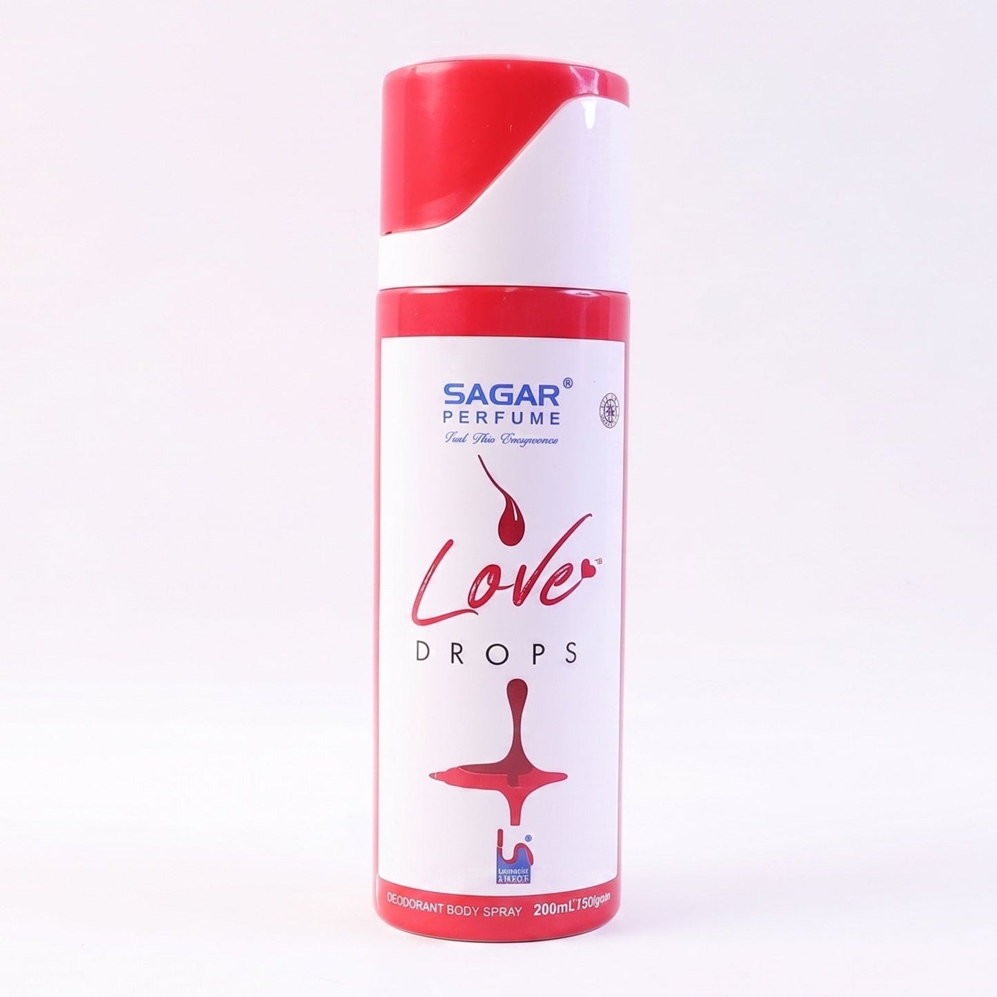 White background of 200ml body spray can