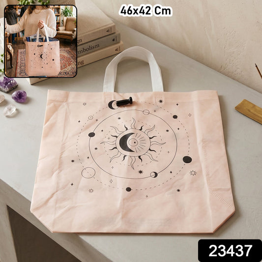 Printed canvas tote bag with secure lock system and eco-friendly design