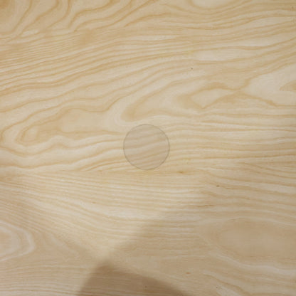 Wall sticker applied to a smooth surface