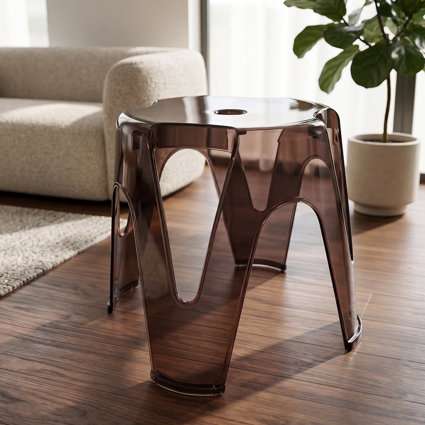 Heavy-duty plastic stool suitable for home and bathroom use