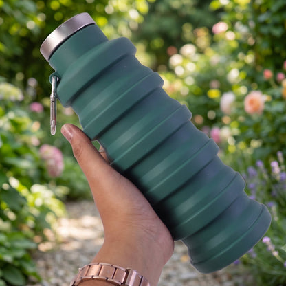 Leak-proof stainless steel cap on silicone water bottle
