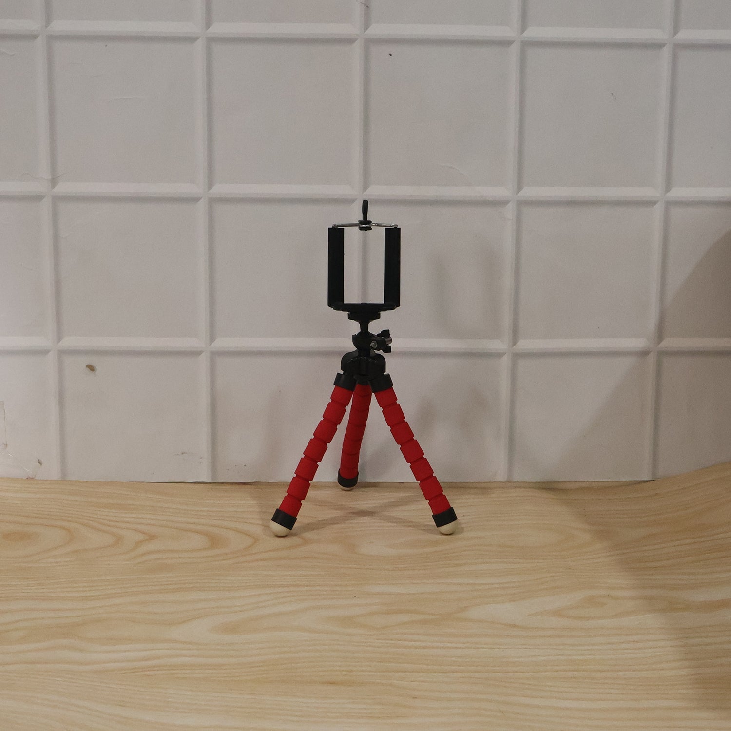 Mini tripod stand in use for daily mobile phone photography
