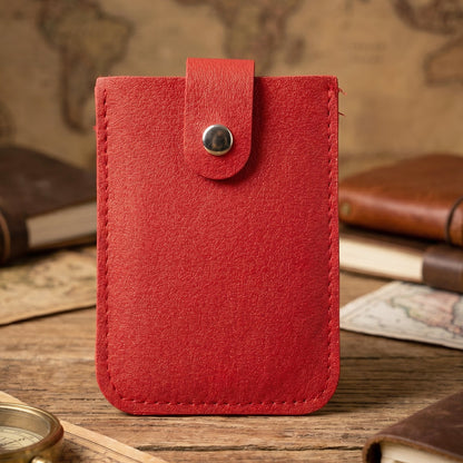 Compact credit card case for easy organization and portability