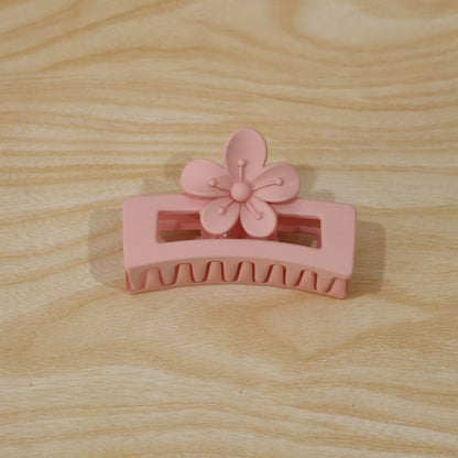 Hair claw clip daily use