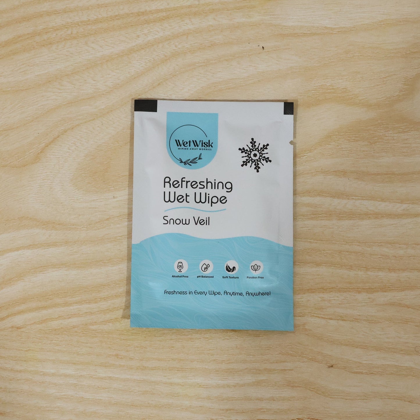 Daily hygiene use of Snow veil wet wipe