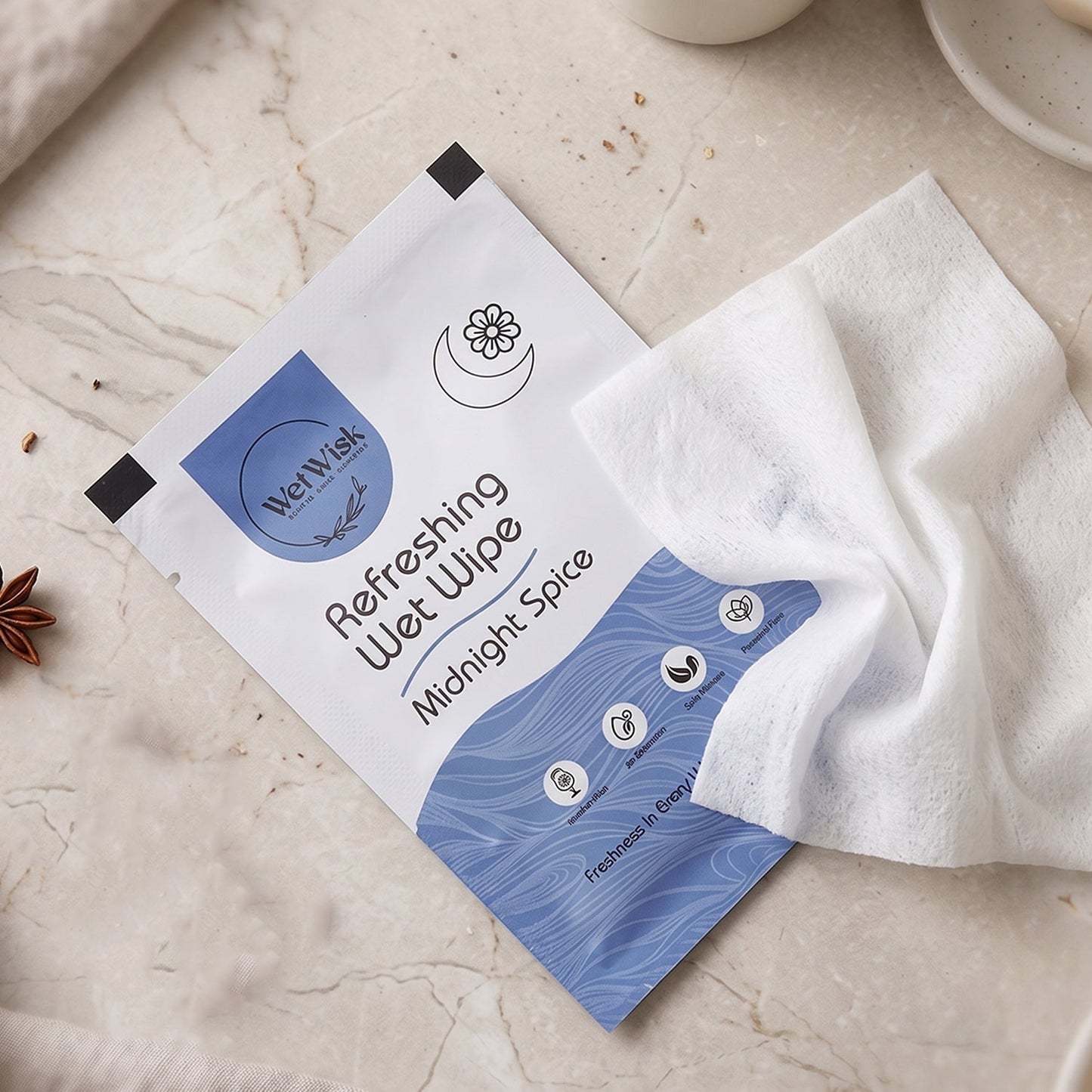 Back details of Midnight spice wipes pack