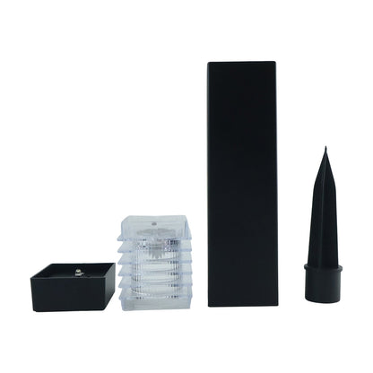 Outdoor lawn and garden solar light for landscaping
