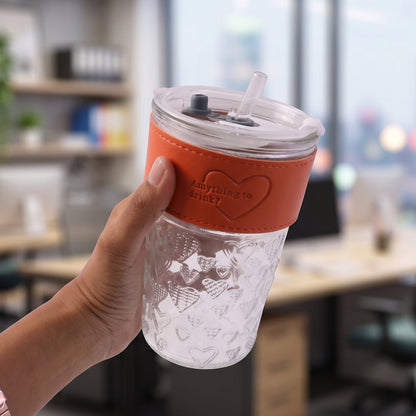 Close-up of spill-resistant lid on glass tumbler