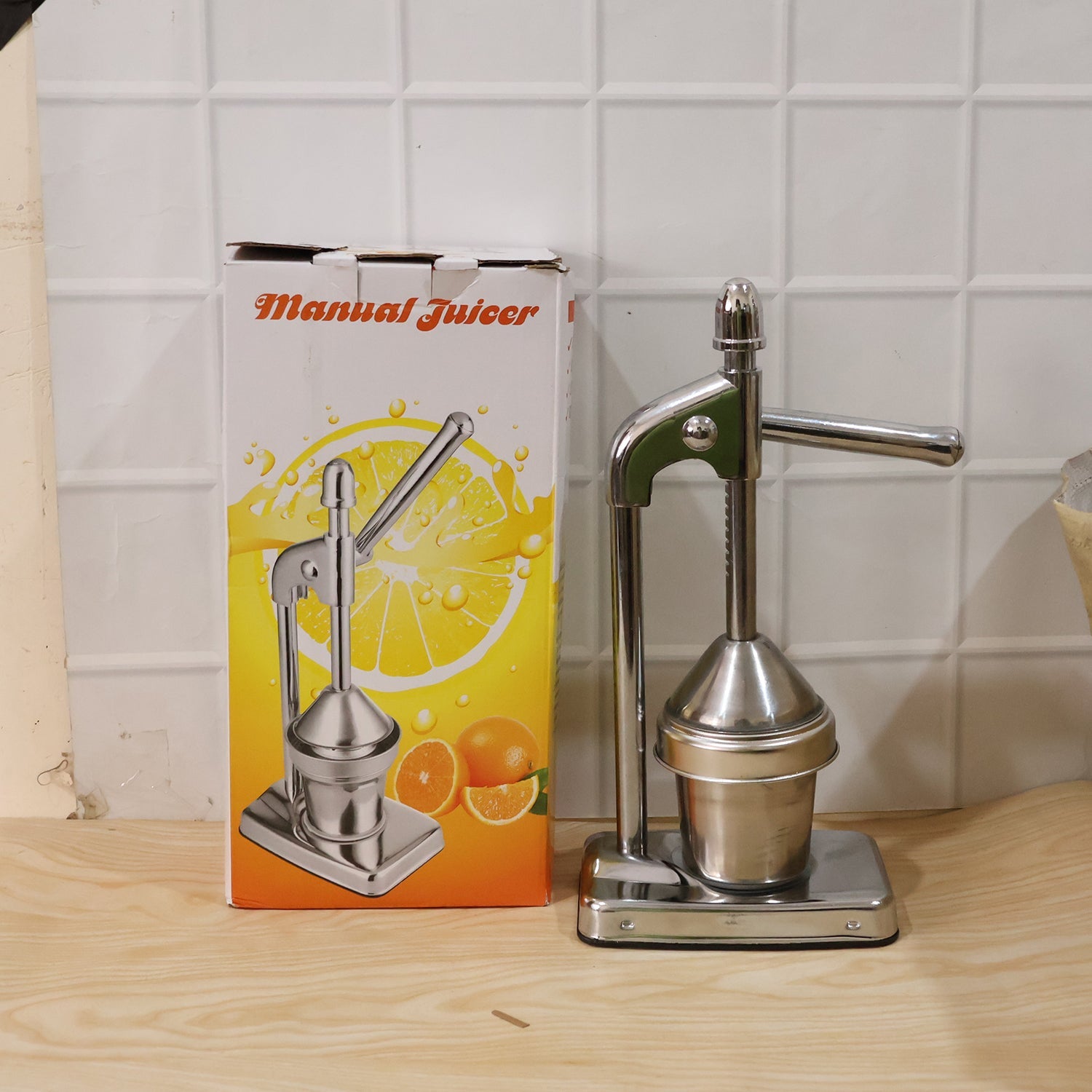 Citrus juicer for daily kitchen use